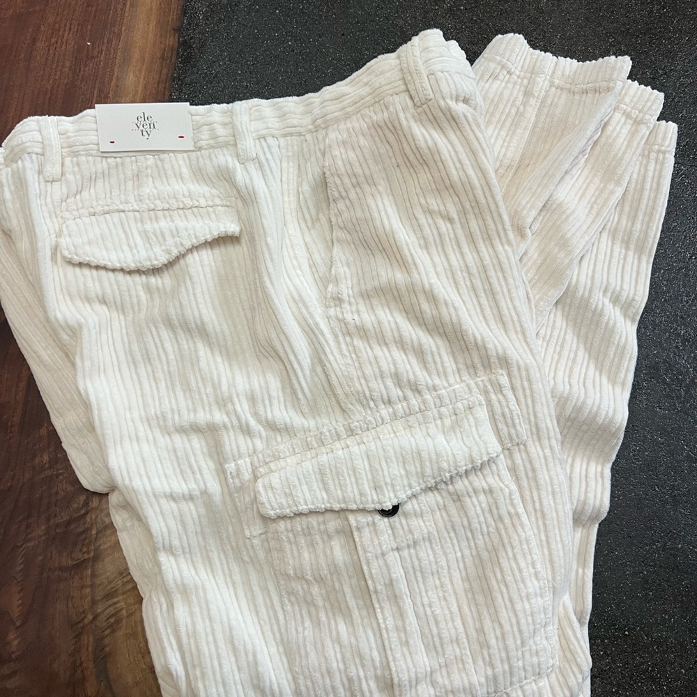 Eleventy corduroy cargo trousers NWT size 32